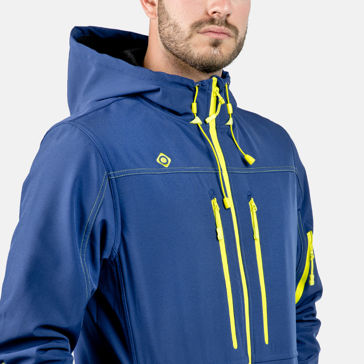 CHAQUETA DE SOFTSHELL KONKA