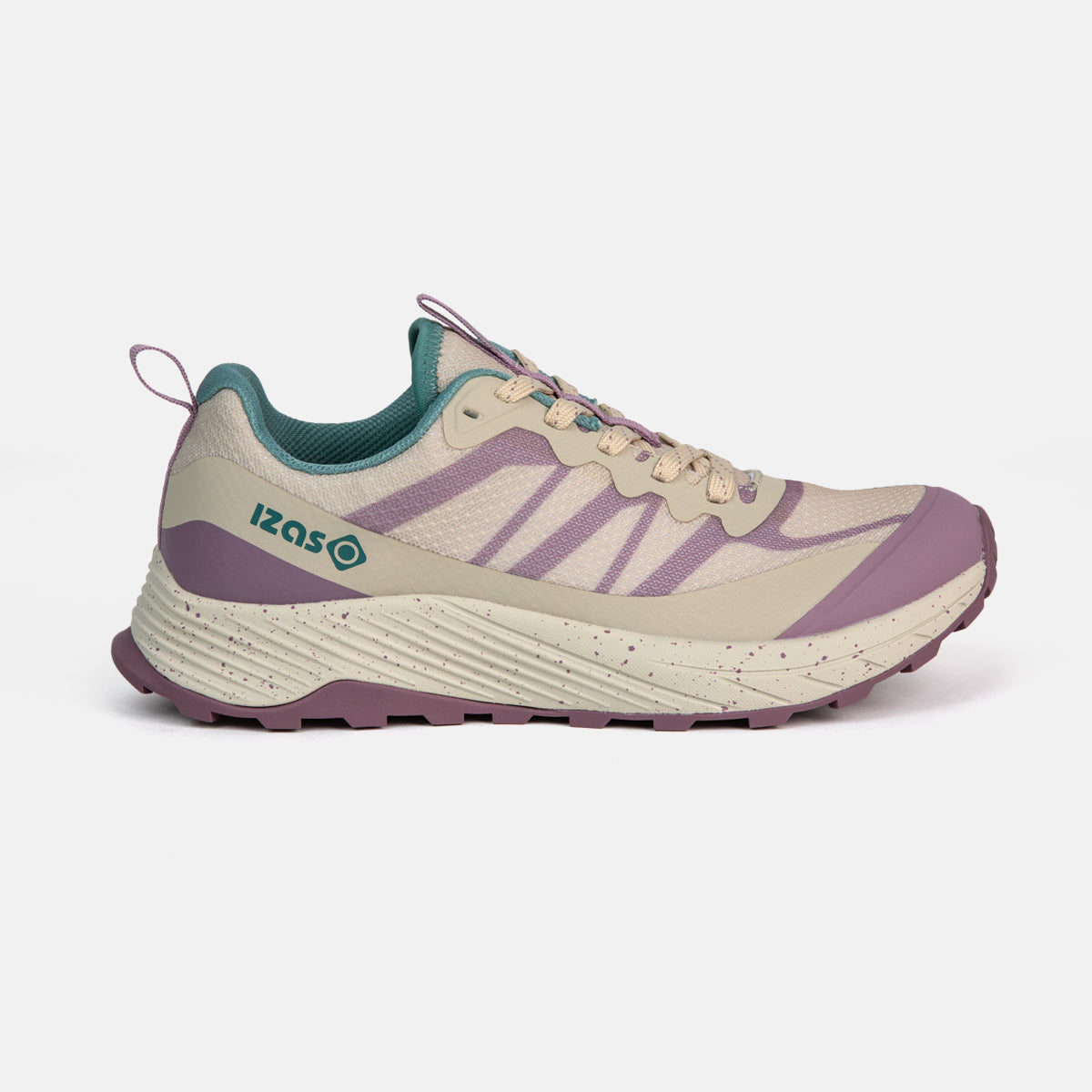 AGATA W SCARPE DA MONTAGNA