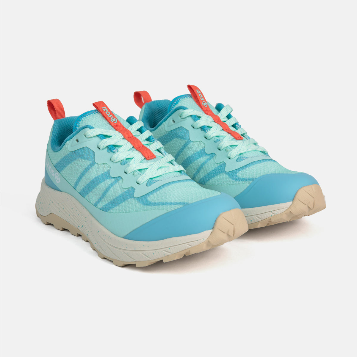 AGATA W SCARPE DA MONTAGNA