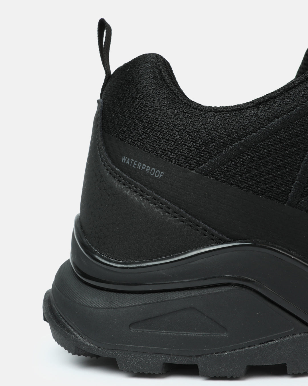 ZAPATILLA DE TREKKING IMPERMEABLE APEX FITGO
